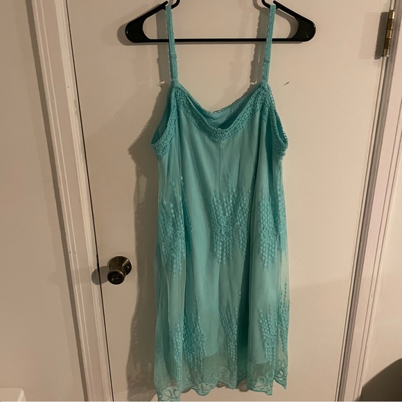 Womens Flowy Spaghetti Strap Dress - Picture 7 of 7